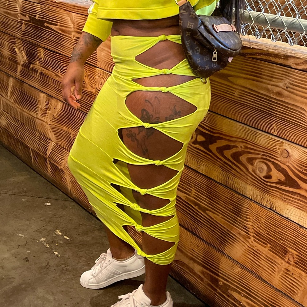 FASHION STATEMENT SKIRT